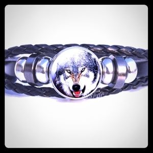 🌹Unisex Leather Adjustable Wolf Bracelet